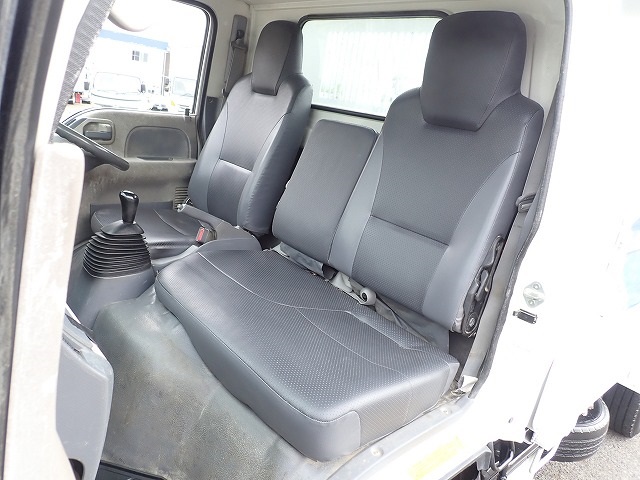 ISUZU Elf Truck
