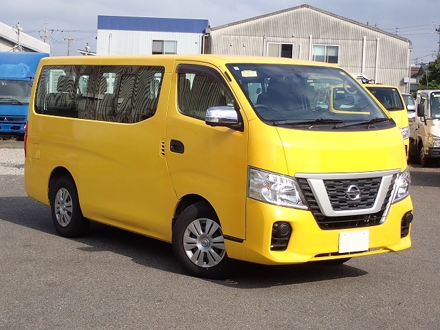 NISSAN NV 350 CARAVAN