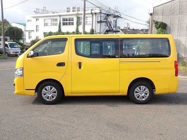 NISSAN NV 350 CARAVAN