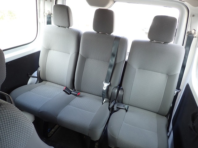 NISSAN NV 350 CARAVAN