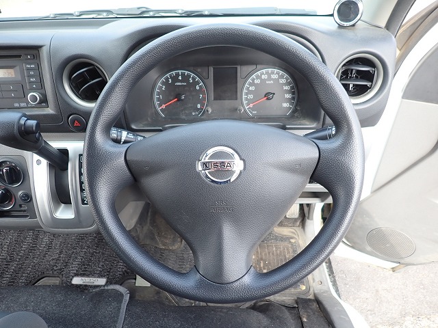 NISSAN NV 350 CARAVAN