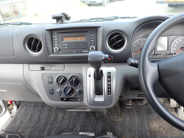 NISSAN NV 350 CARAVAN