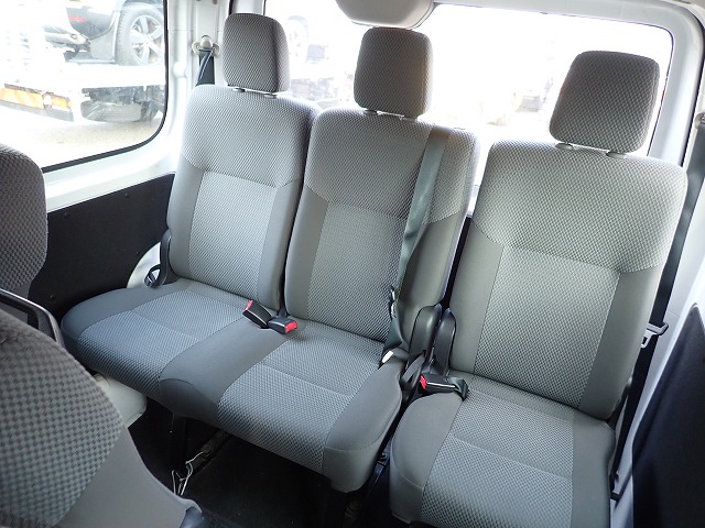 NISSAN NV 350 CARAVAN