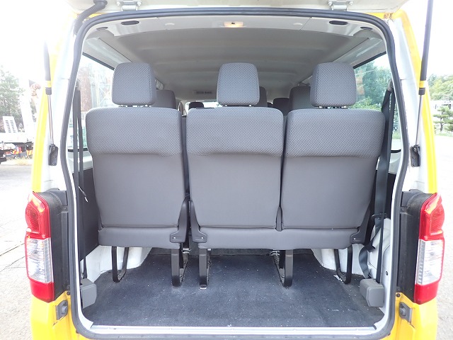 NISSAN NV 350 CARAVAN