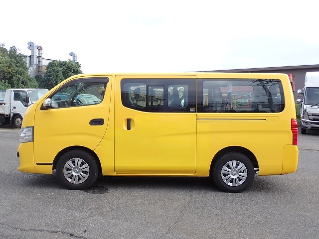 NISSAN NV 350 CARAVAN
