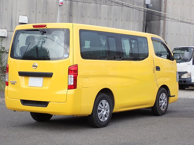 NISSAN NV 350 CARAVAN