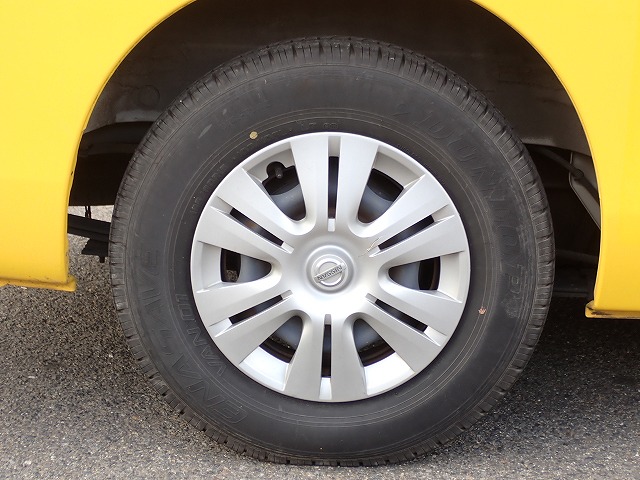 NISSAN NV 350 CARAVAN