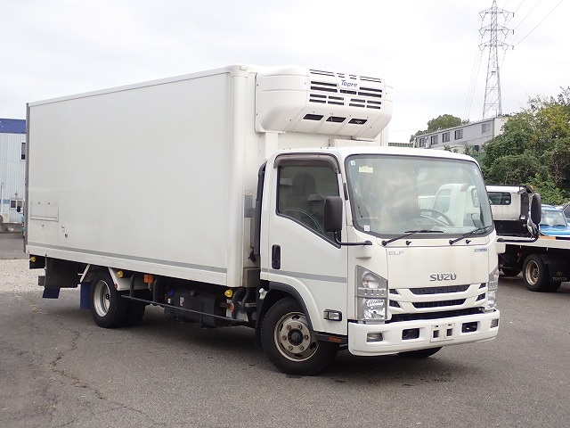 ISUZU Elf Truck