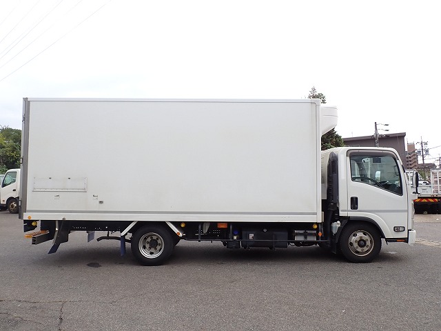 ISUZU Elf Truck
