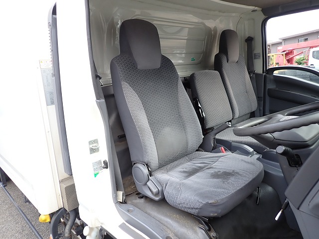 ISUZU Elf Truck