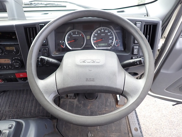 ISUZU Elf Truck