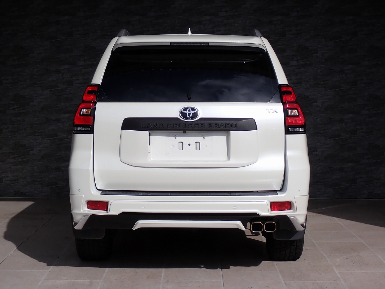TOYOTA Land Cruiser Prado