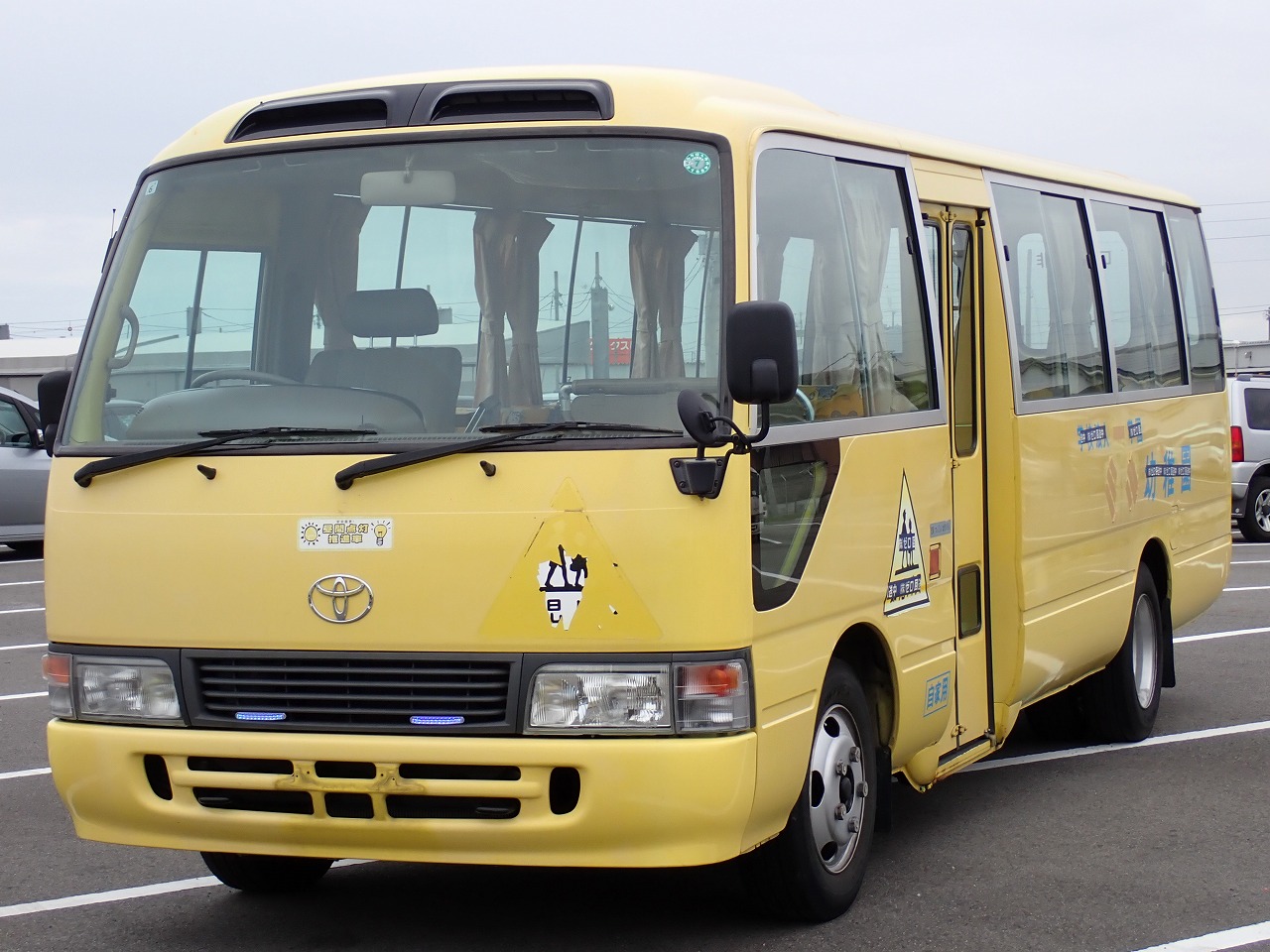 TOYOTA Coaster