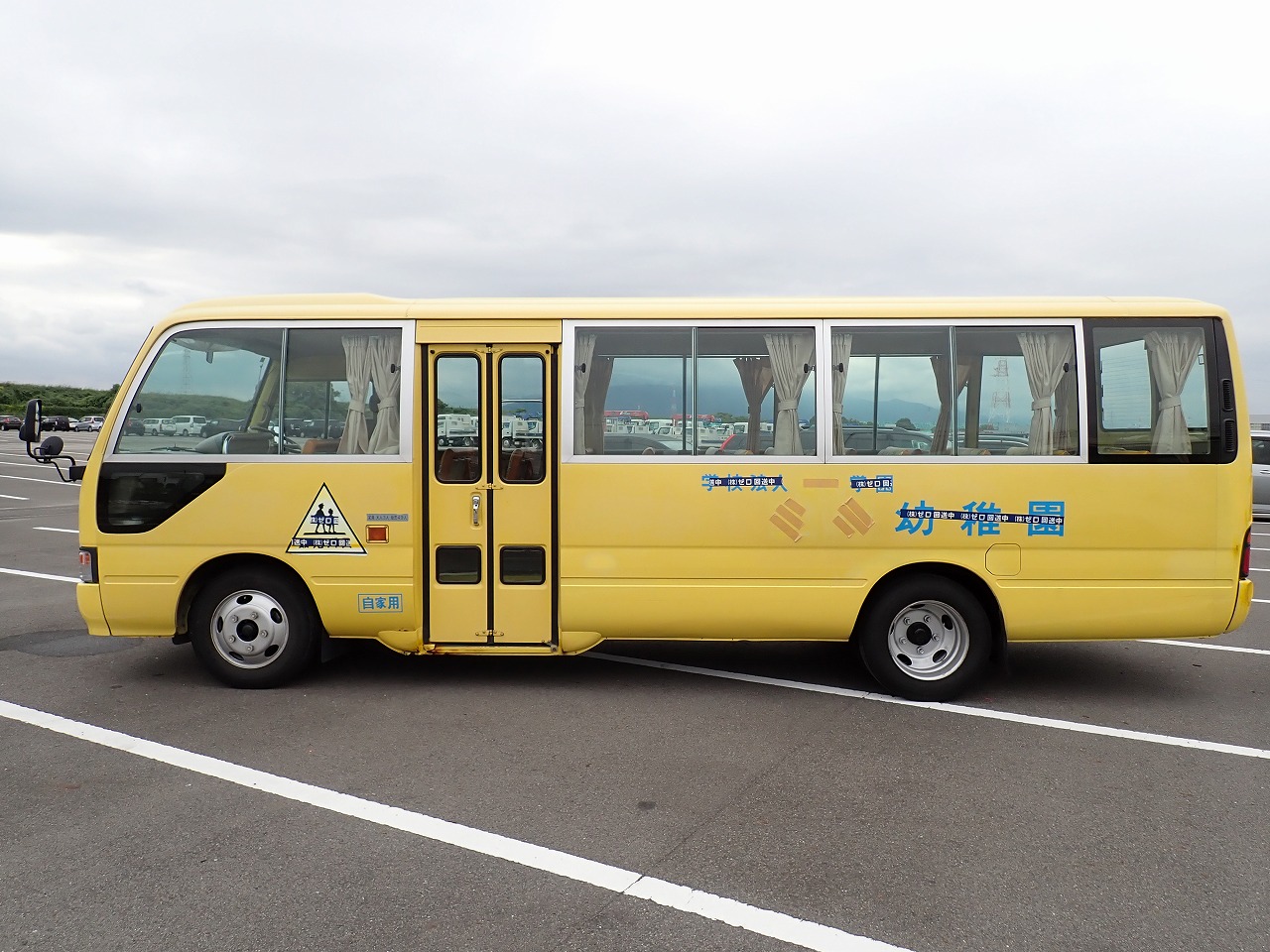 TOYOTA Coaster