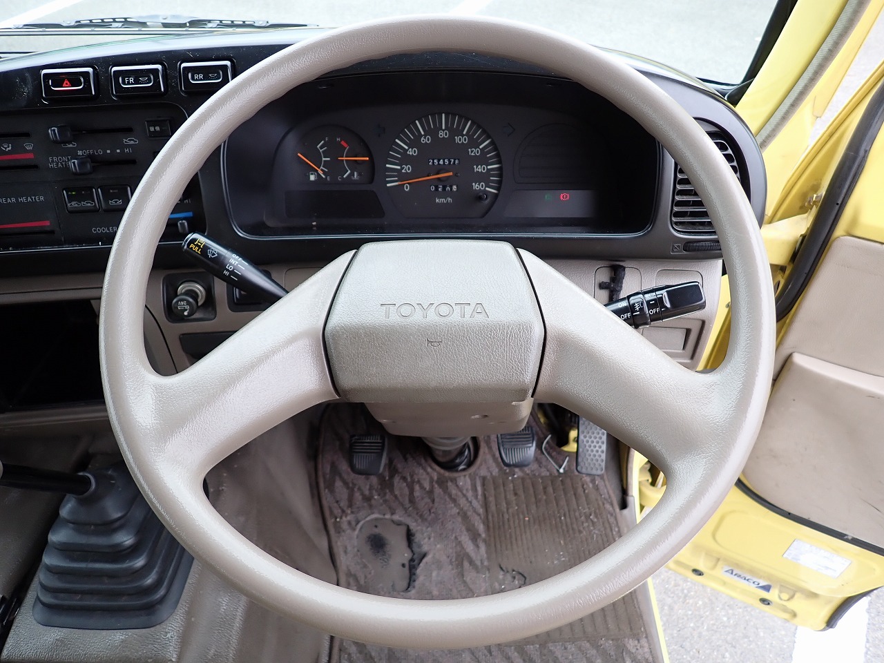 TOYOTA Coaster