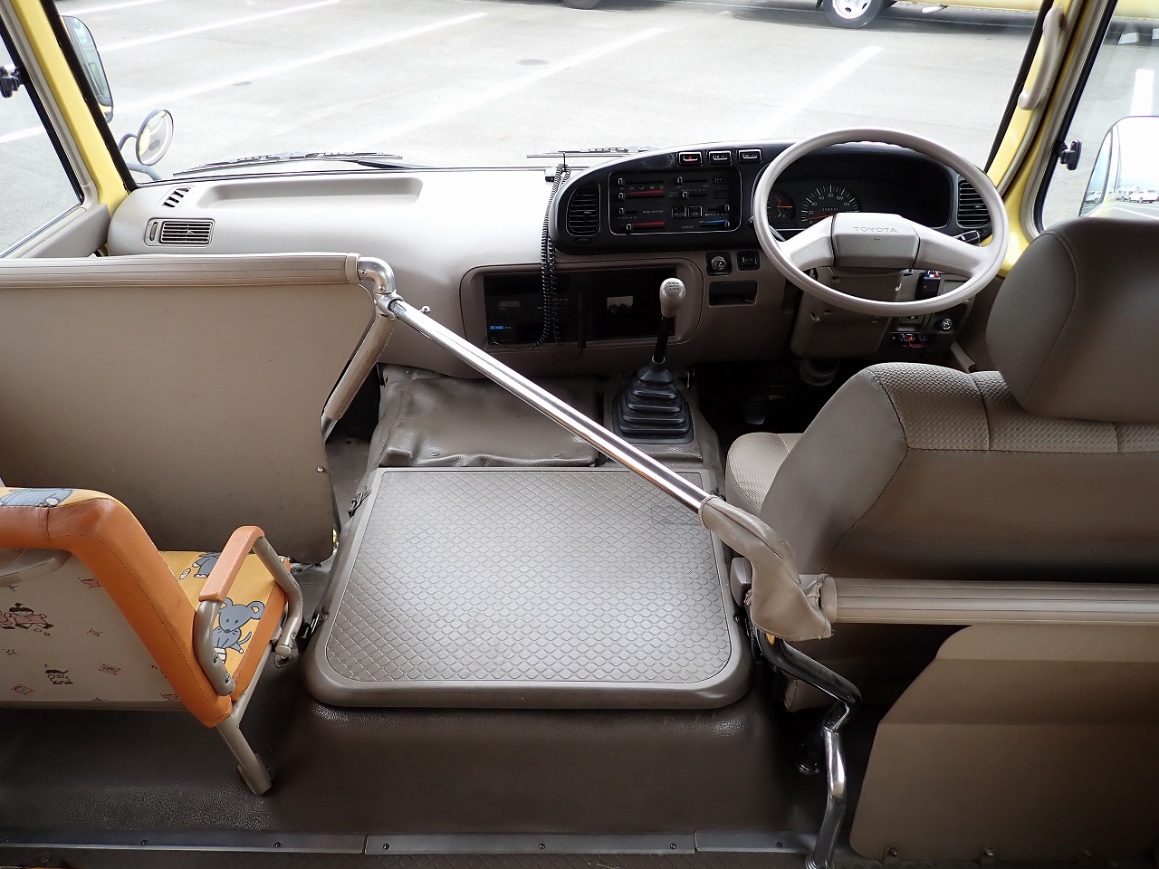 TOYOTA Coaster