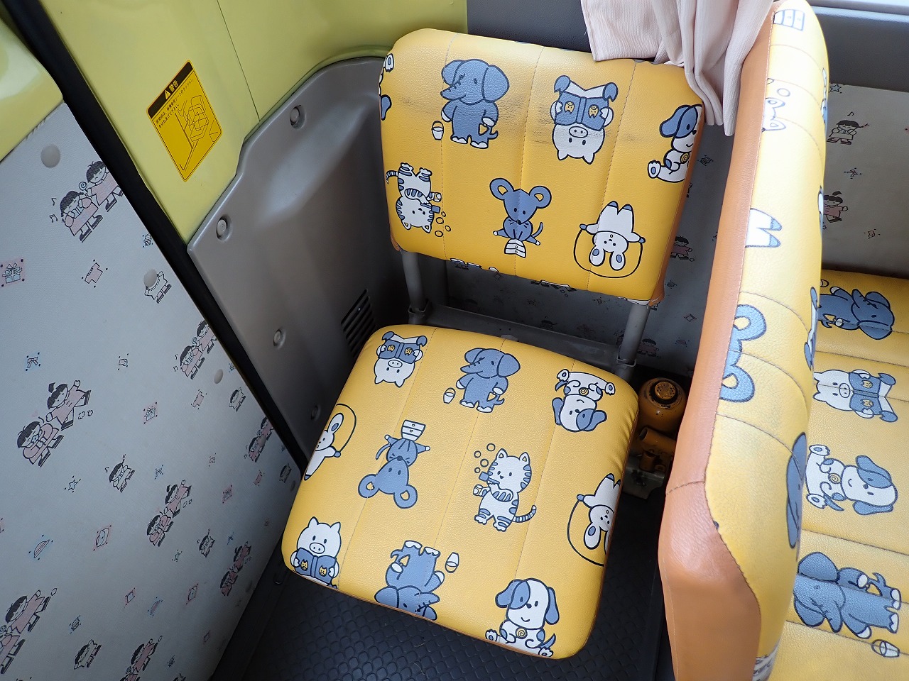 TOYOTA Coaster
