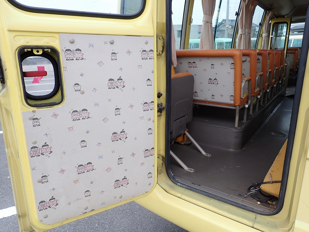 TOYOTA Coaster