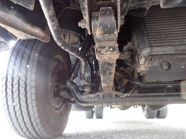 ISUZU Elf Truck
