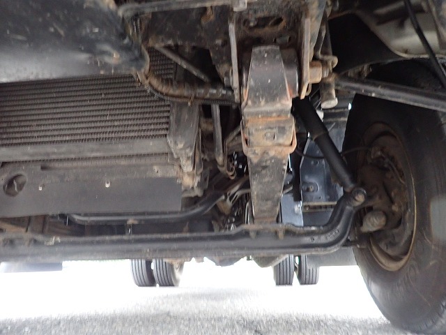 ISUZU Elf Truck