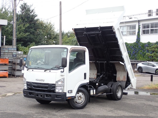 ISUZU Elf Truck