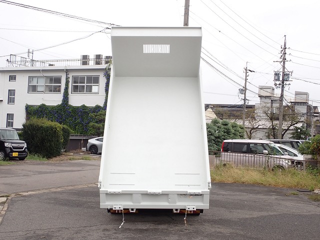 ISUZU Elf Truck