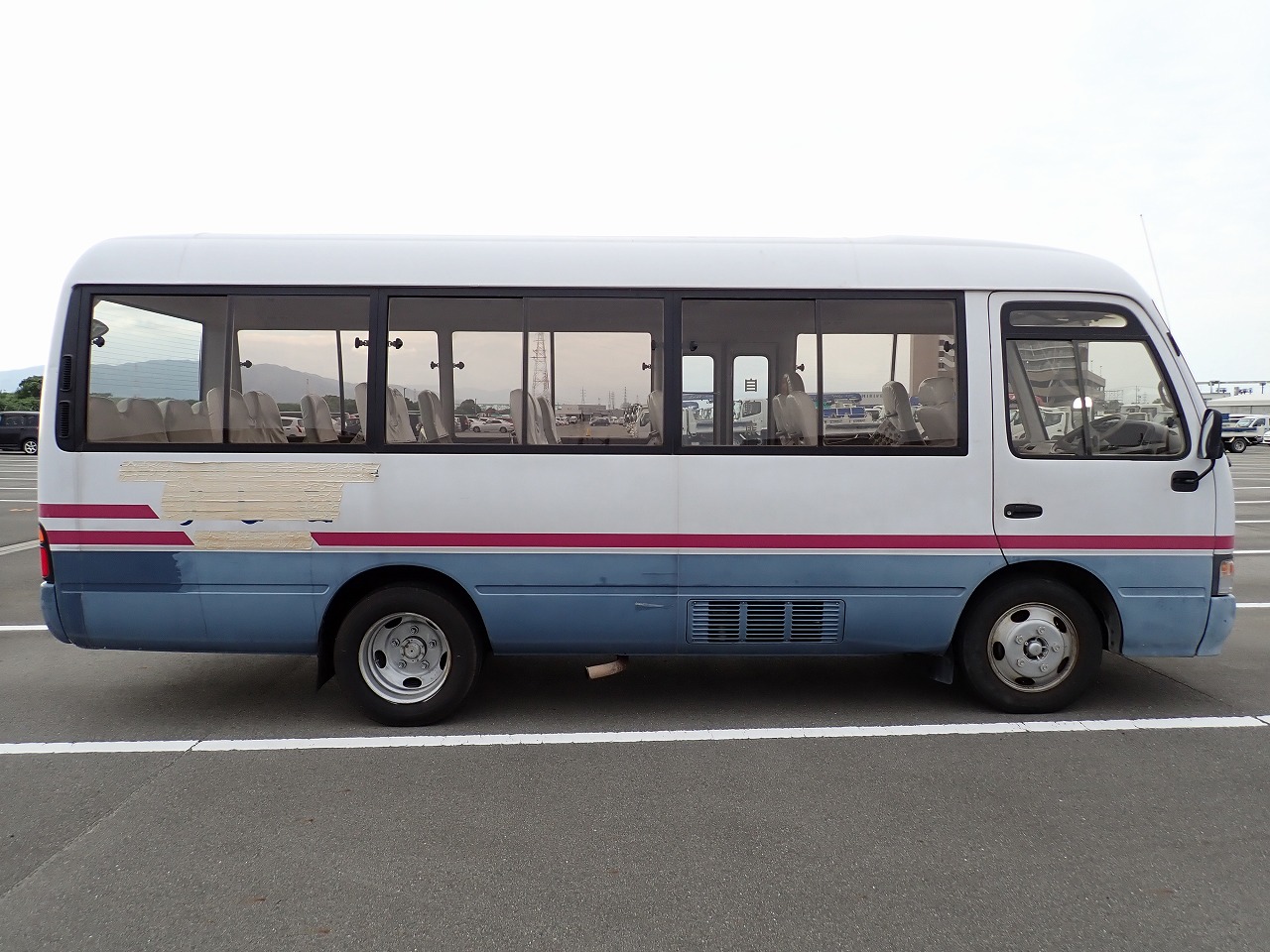 TOYOTA Coaster