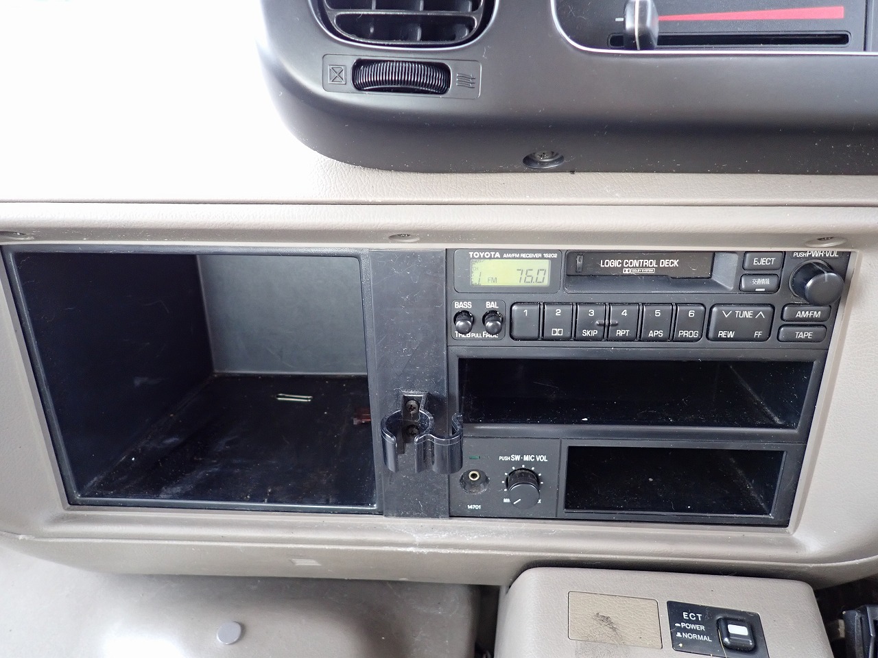 TOYOTA Coaster