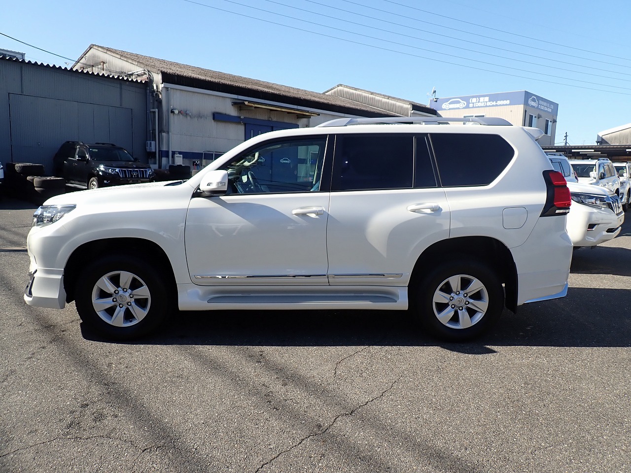 TOYOTA Land Cruiser Prado