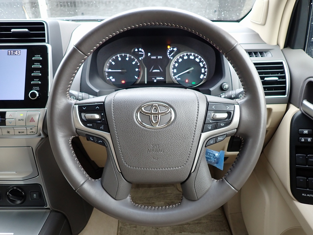 TOYOTA Land Cruiser Prado