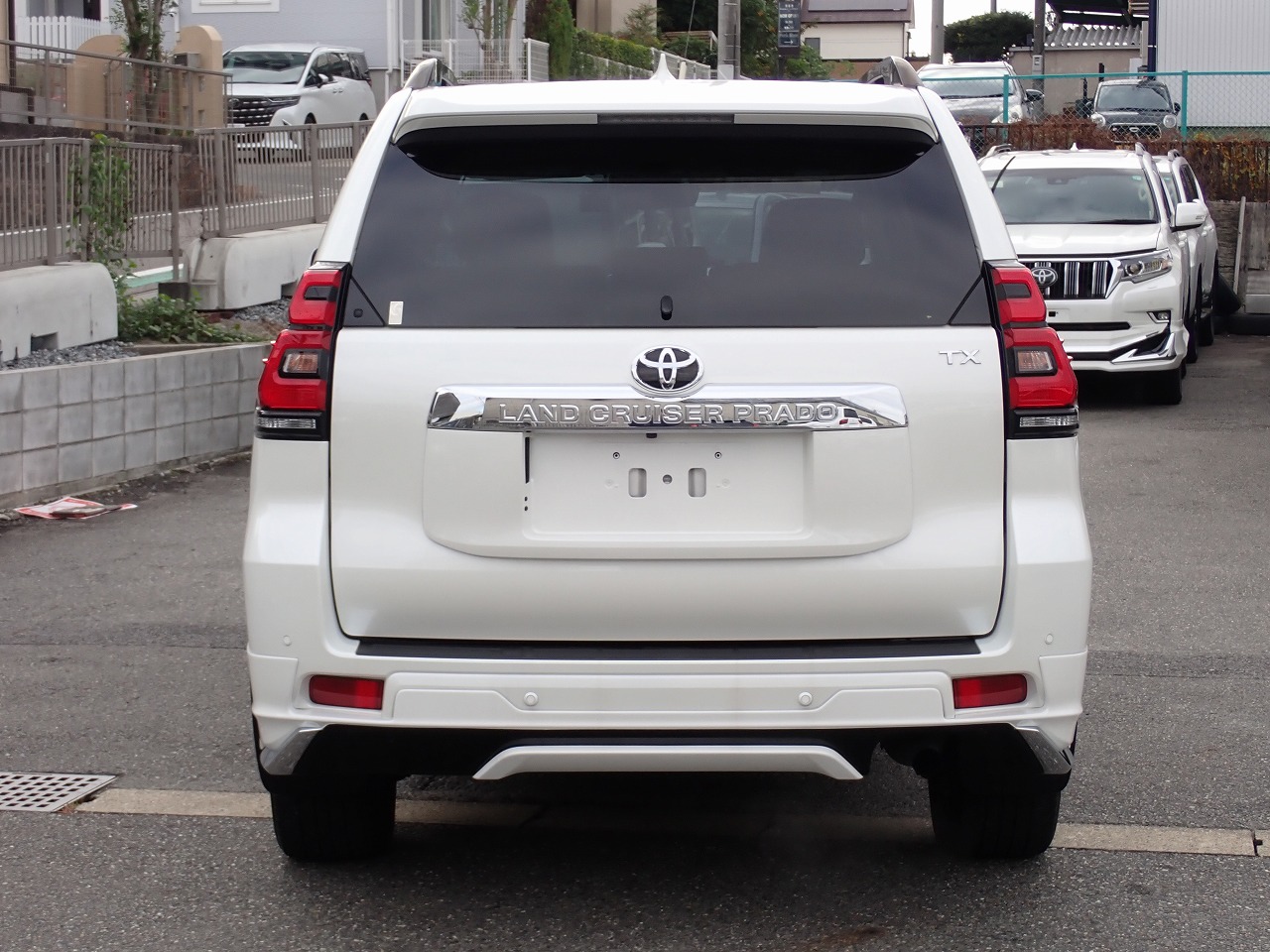 TOYOTA Land Cruiser Prado