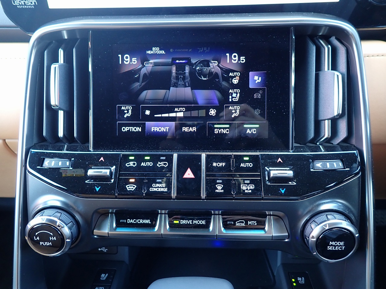 LEXUS LX
