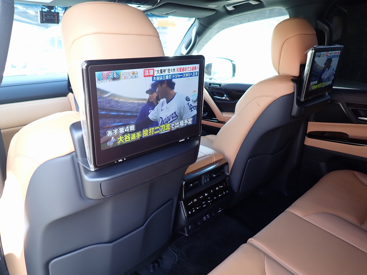 LEXUS LX