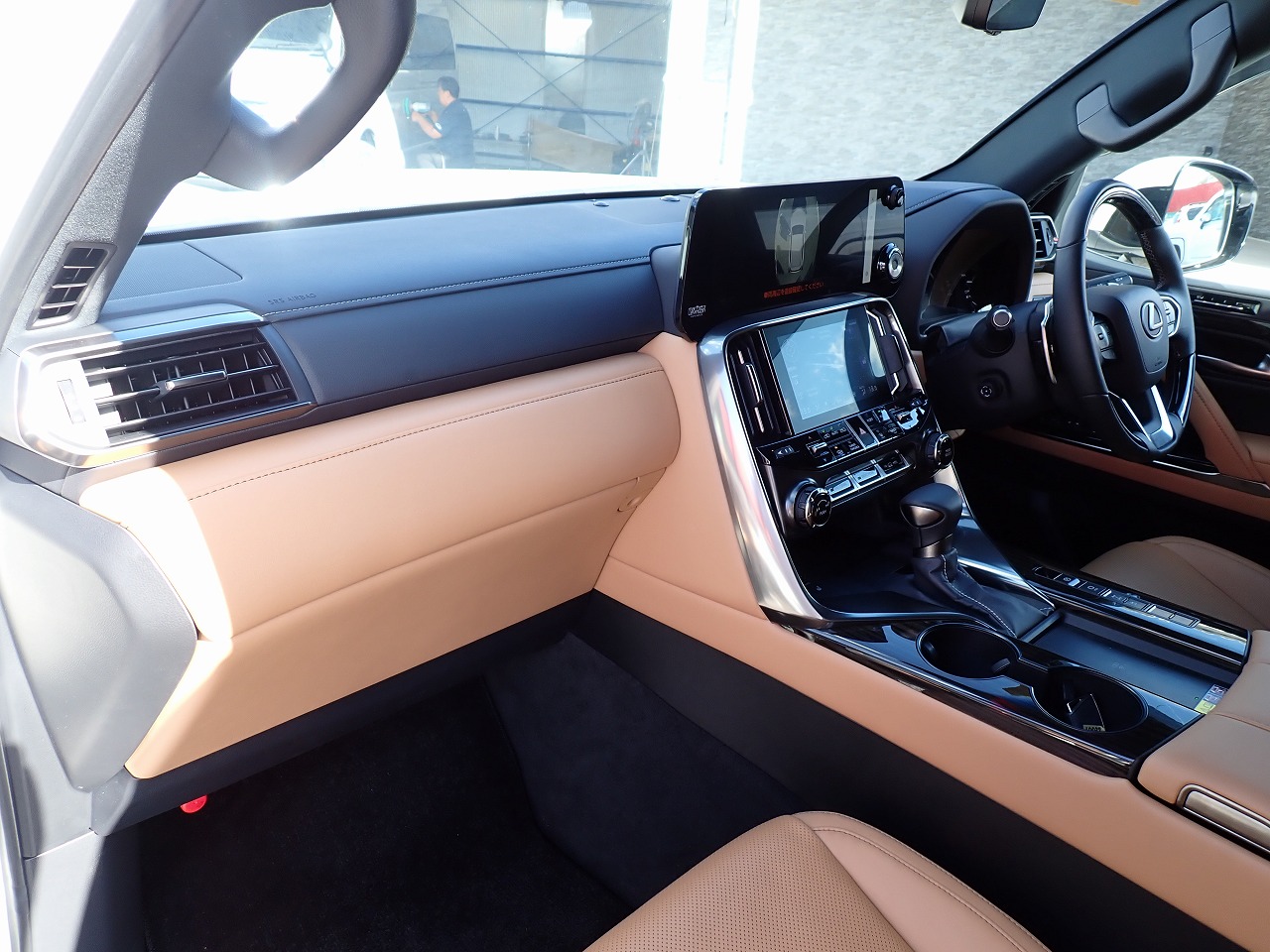 LEXUS LX