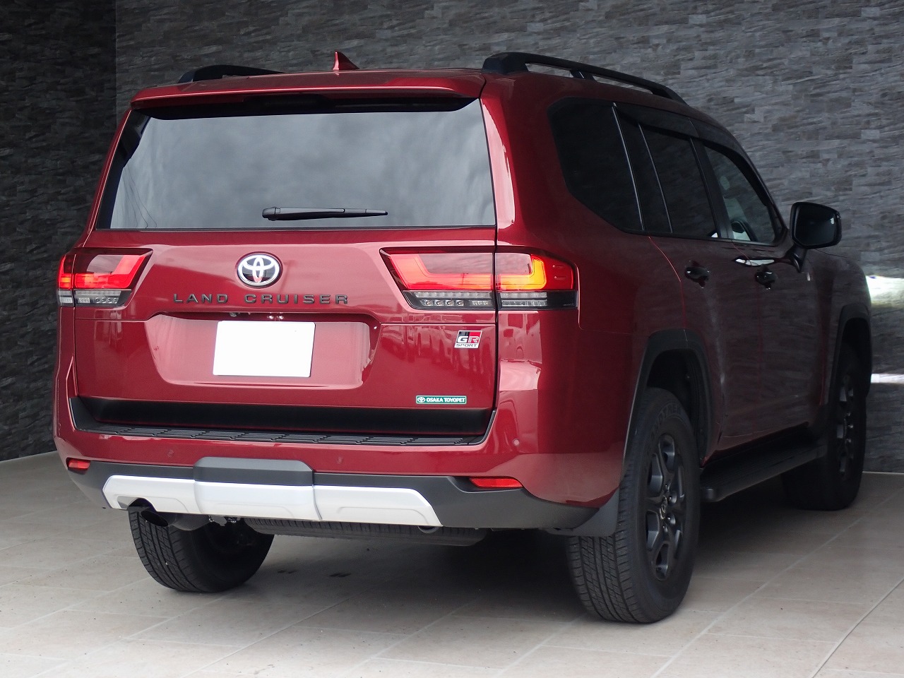 TOYOTA Land Cruiser