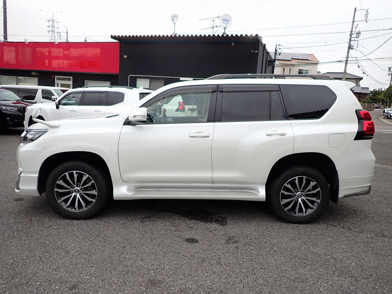 TOYOTA Land Cruiser Prado