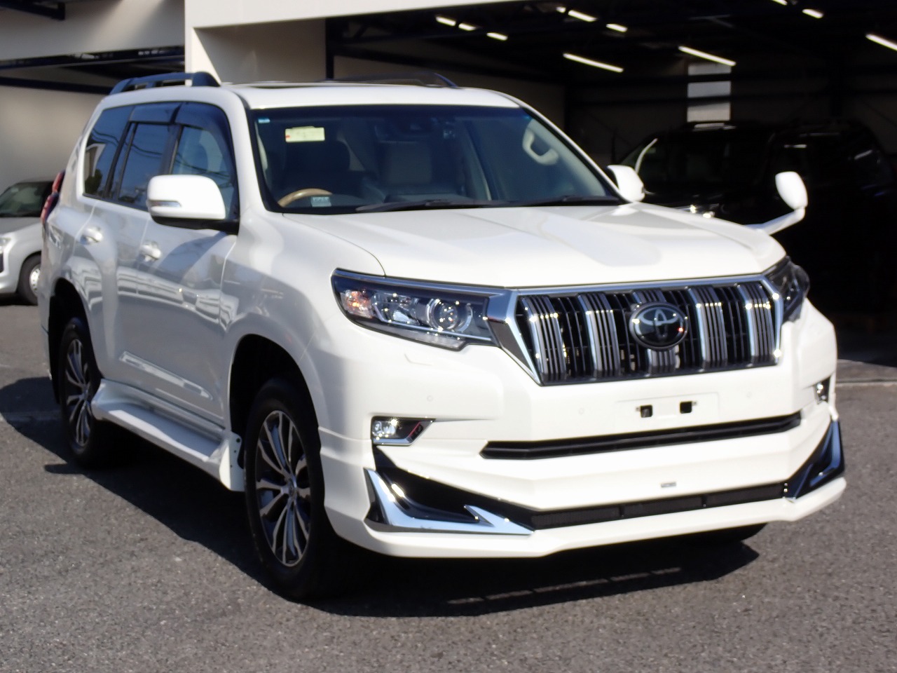TOYOTA Land Cruiser Prado