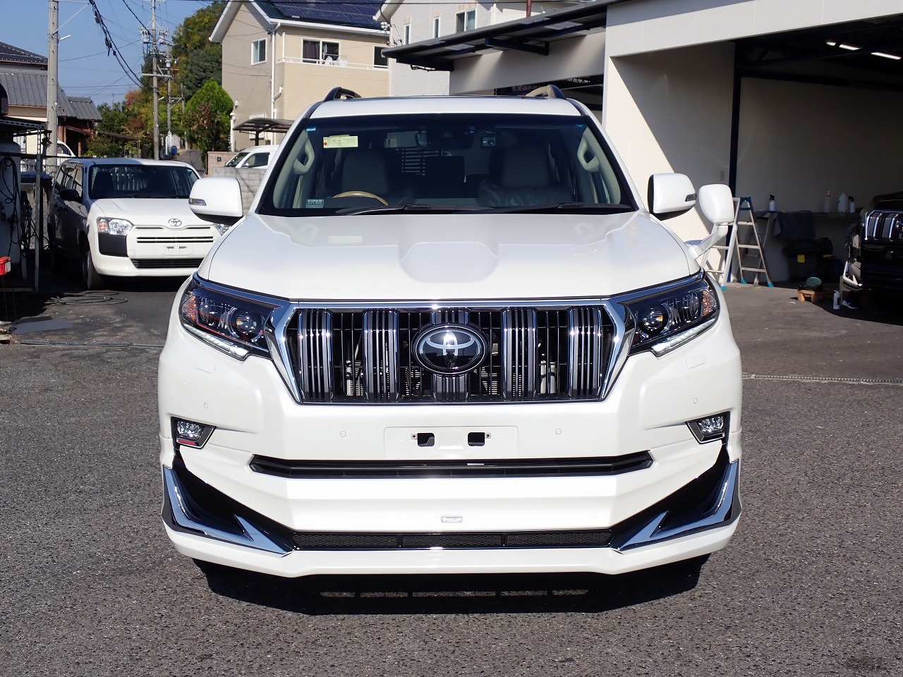 TOYOTA Land Cruiser Prado