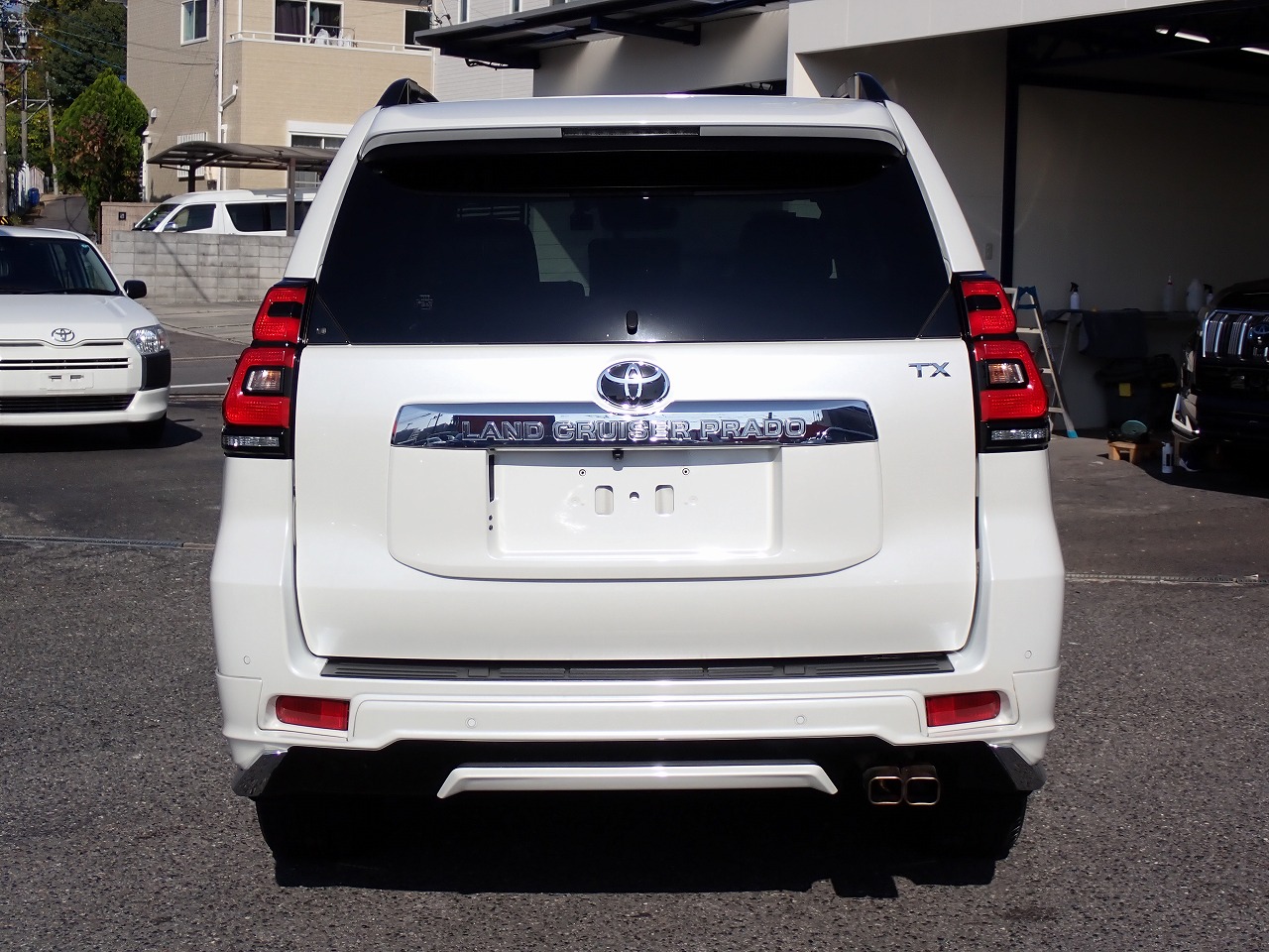 TOYOTA Land Cruiser Prado