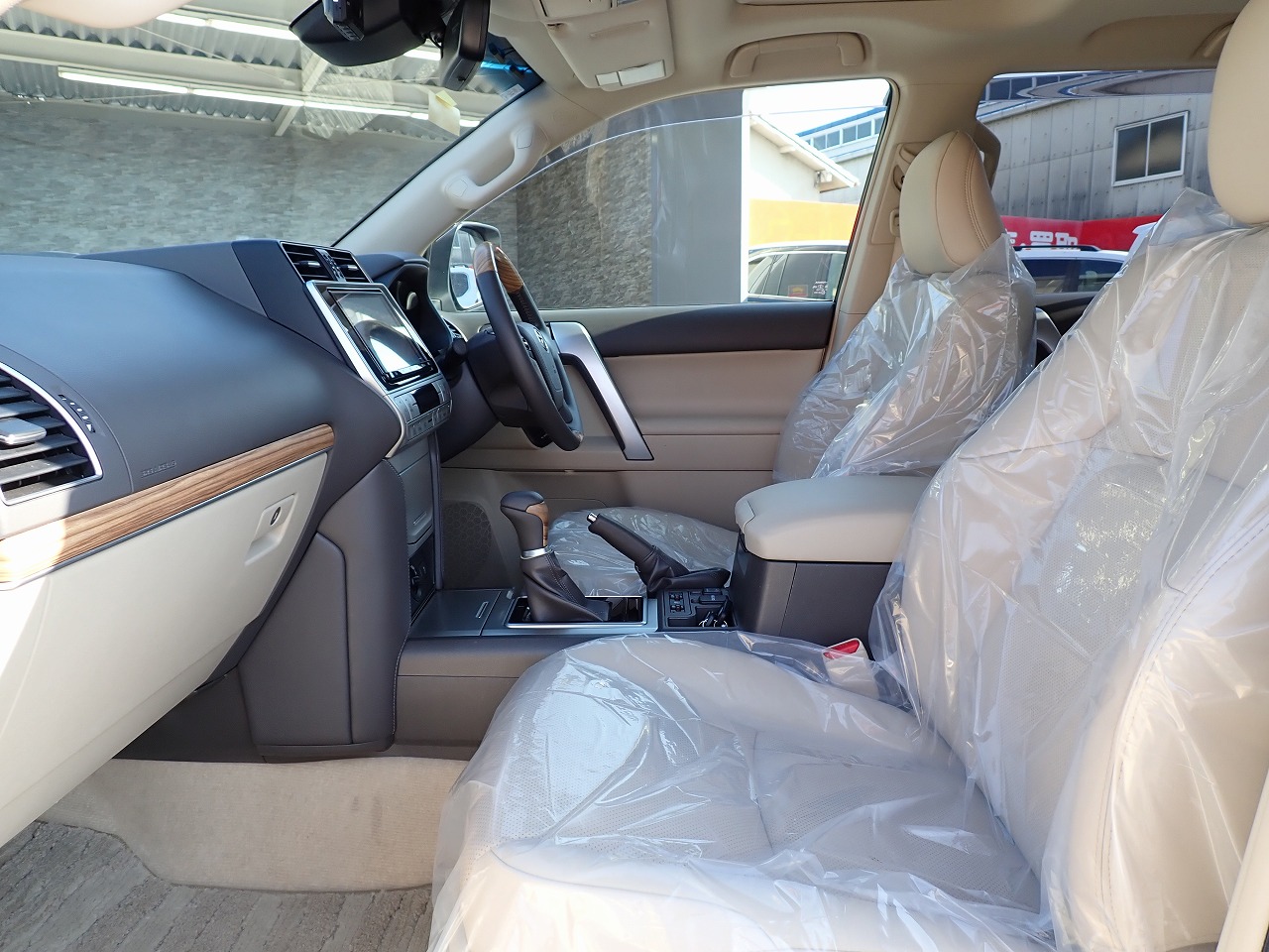 TOYOTA Land Cruiser Prado