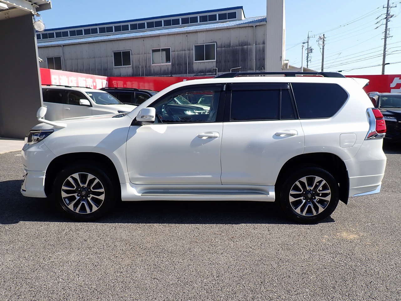 TOYOTA Land Cruiser Prado