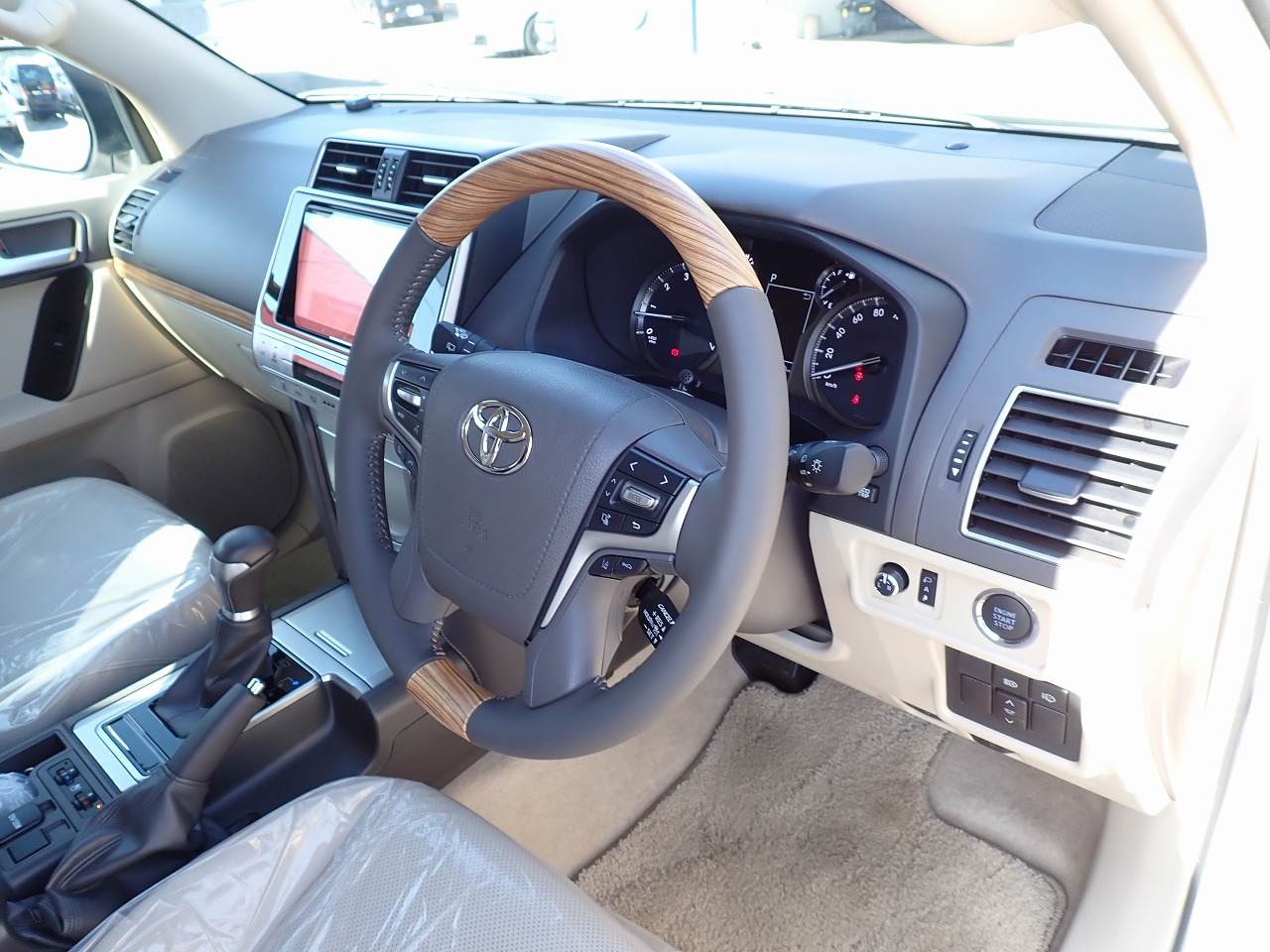 TOYOTA Land Cruiser Prado