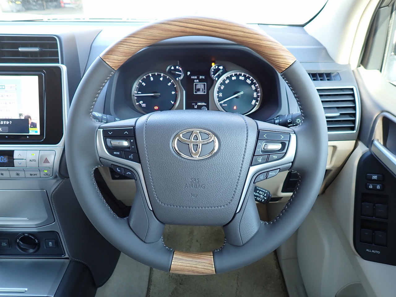 TOYOTA Land Cruiser Prado