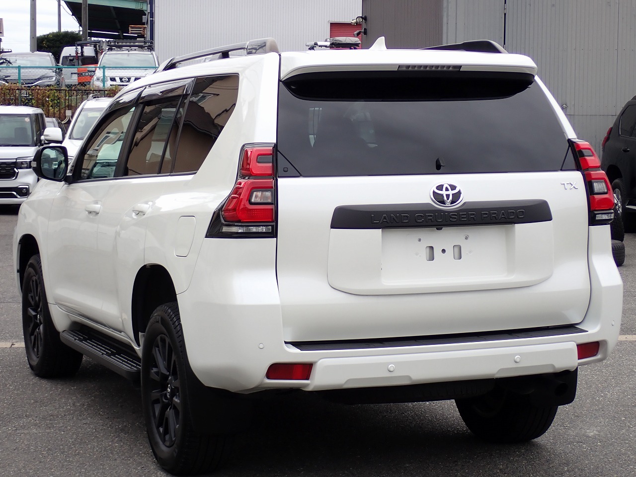 TOYOTA Land Cruiser Prado