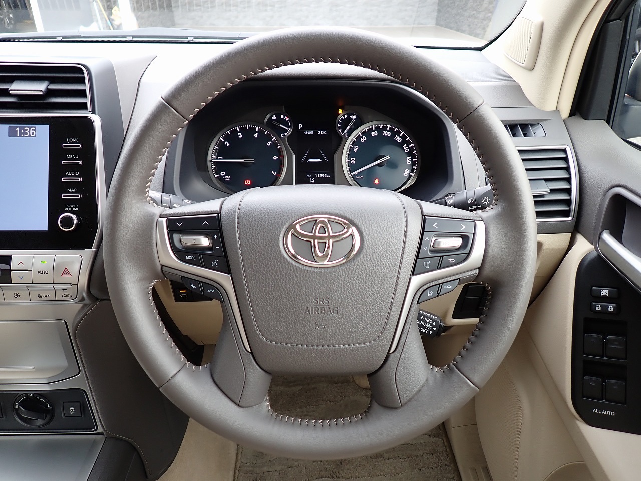 TOYOTA Land Cruiser Prado