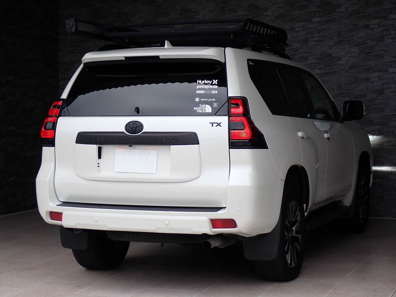 TOYOTA Land Cruiser Prado