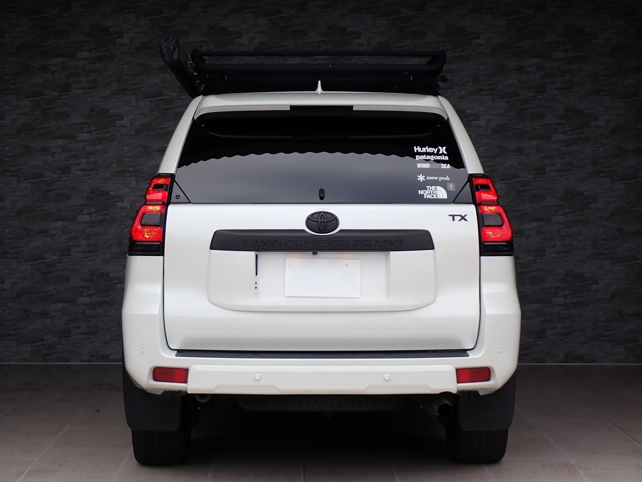 TOYOTA Land Cruiser Prado