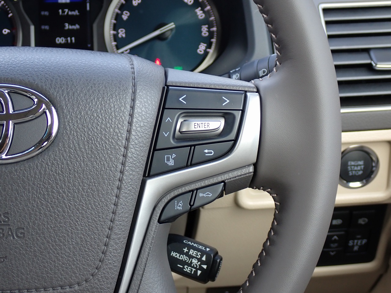 TOYOTA Land Cruiser Prado