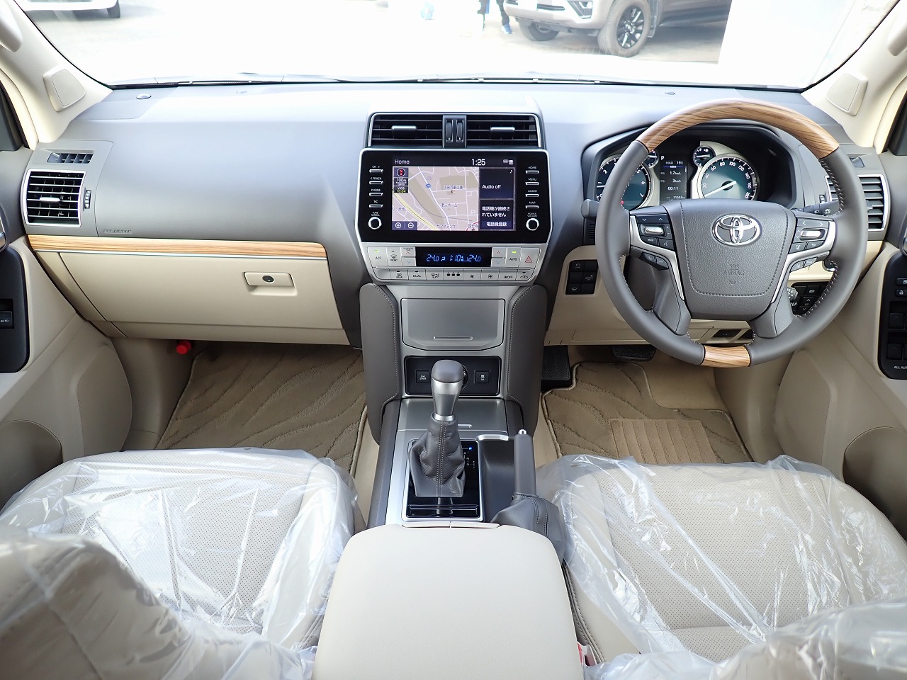 TOYOTA Land Cruiser Prado