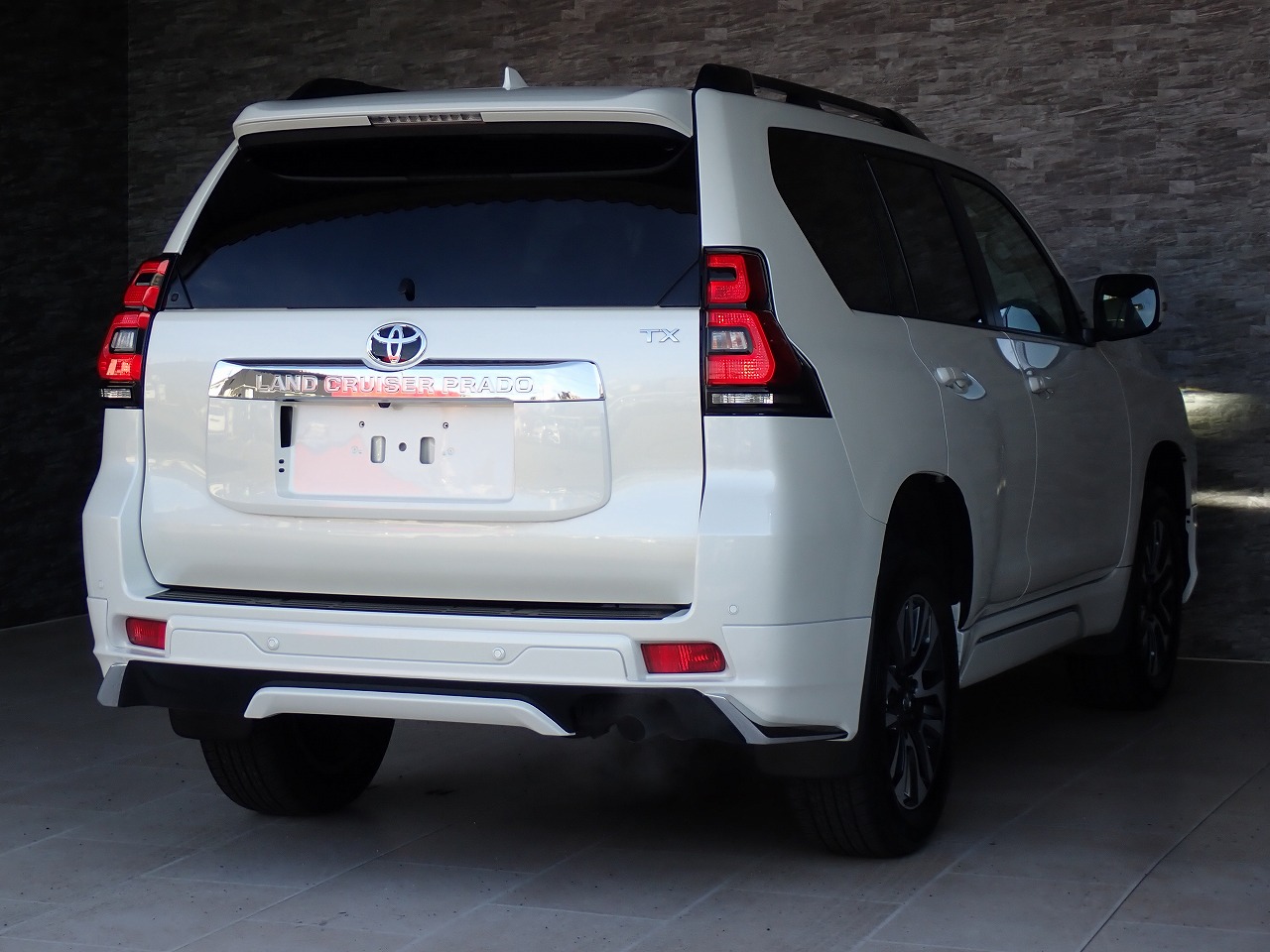 TOYOTA Land Cruiser Prado